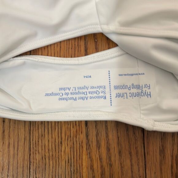 Andie The Tulum One Piece Swimsuit White Size M NWT minimalist - Picture 7 of 7